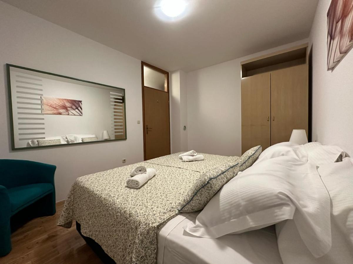 Family Apartment Макарска Экстерьер фото